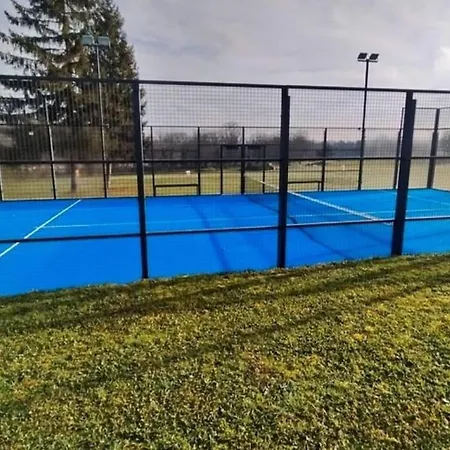 Apartment 2 Chambres, Piscines, Jeux Exterieurs, Tennis
