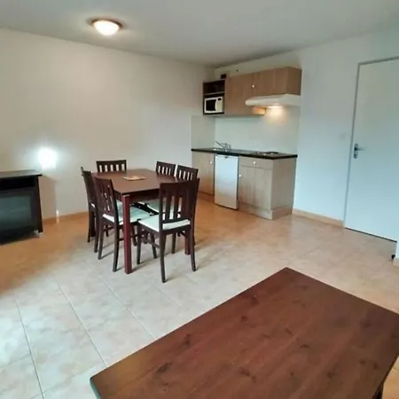 2 Chambres, Piscines, Jeux Exterieurs, Tennis Apartment