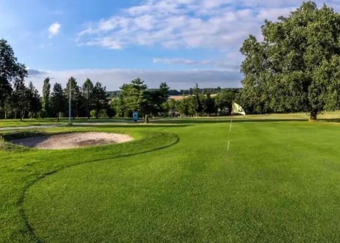 2 Chambres, Piscines, Jeux Exterieurs, Tennis Apartment